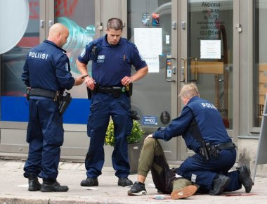Τρομοκρατική επίθεση Φιλανδία: 23 χρονών ήταν τελικά ο Ισλαμιστής δράστης